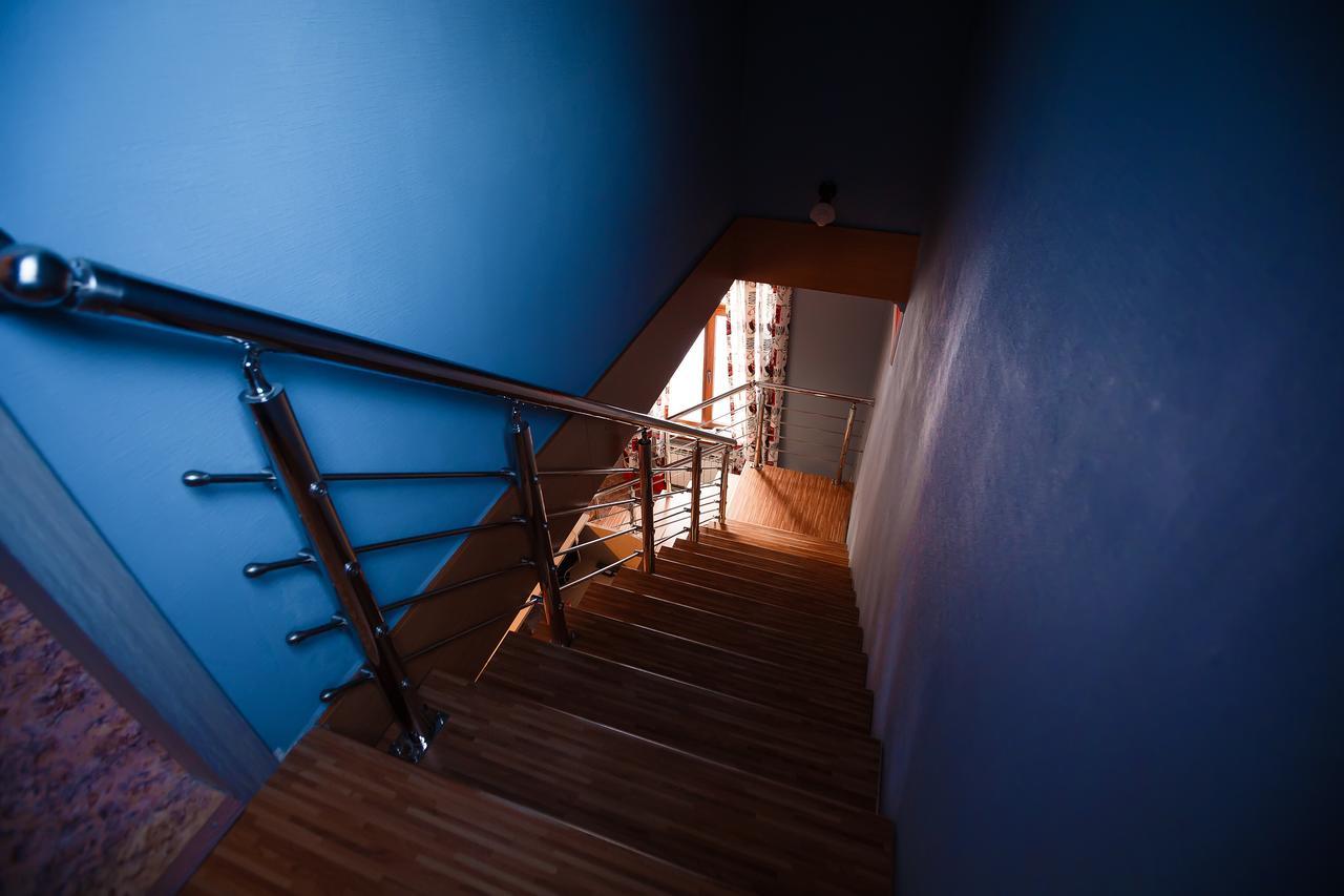 Mountain Road Hostel Almatı Dış mekan fotoğraf