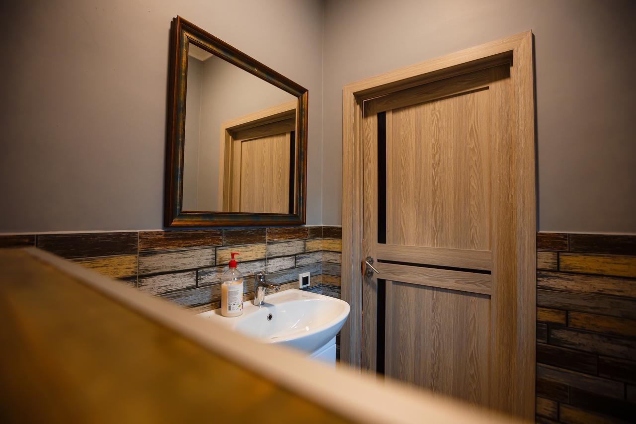 Mountain Road Hostel Almatı Dış mekan fotoğraf