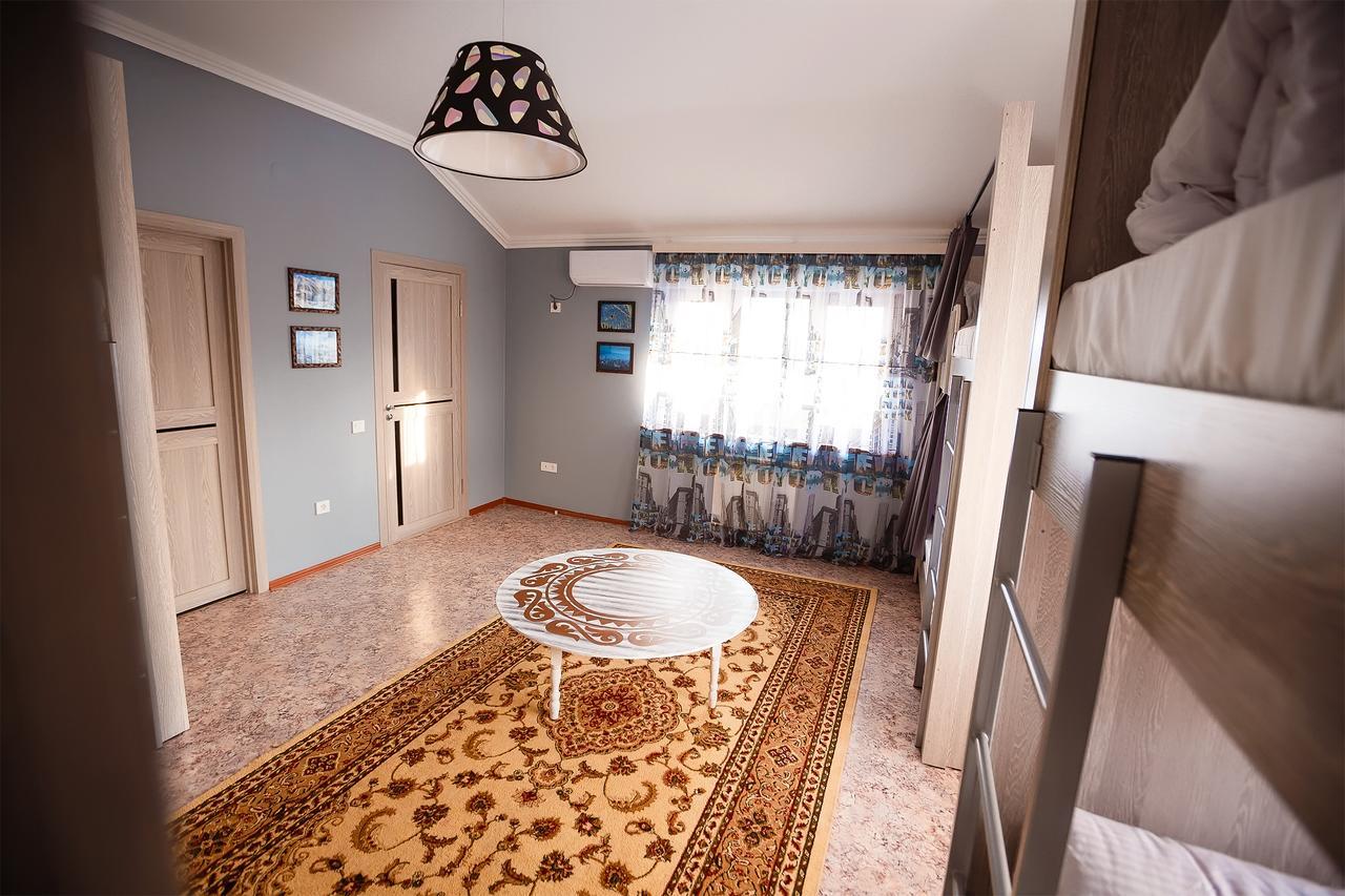 Mountain Road Hostel Almatı Dış mekan fotoğraf