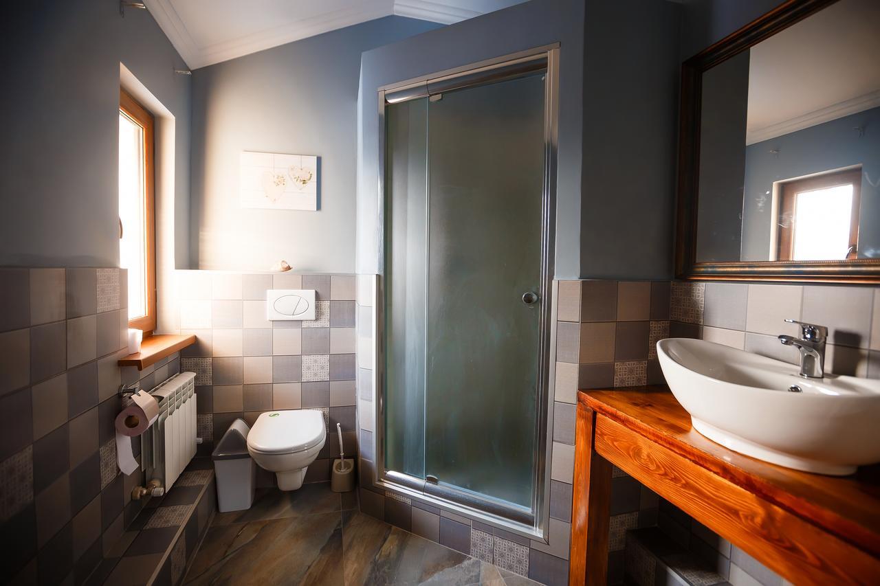 Mountain Road Hostel Almatı Dış mekan fotoğraf
