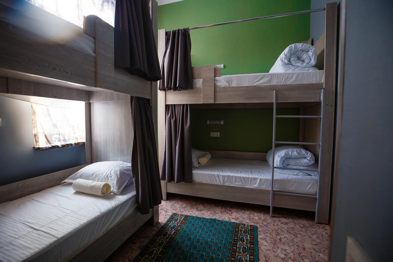 Mountain Road Hostel Almatı Dış mekan fotoğraf