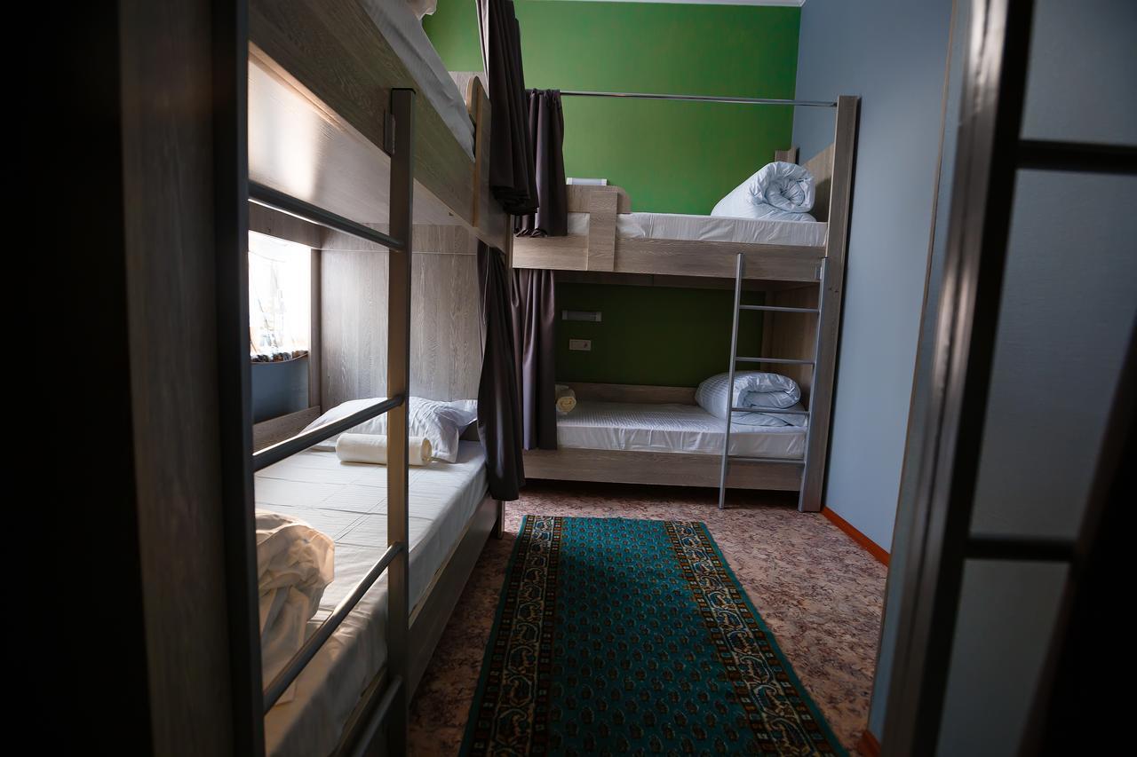 Mountain Road Hostel Almatı Dış mekan fotoğraf