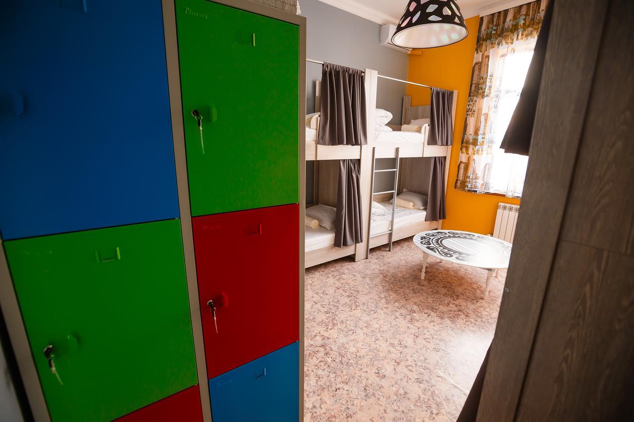 Mountain Road Hostel Almatı Dış mekan fotoğraf