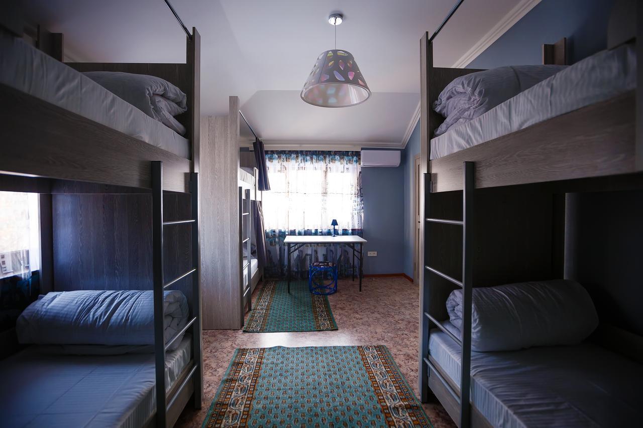 Mountain Road Hostel Almatı Dış mekan fotoğraf